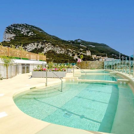 Ocean Spa Suite 11-Hosted By Sweetstay Gibraltar Exterior photo